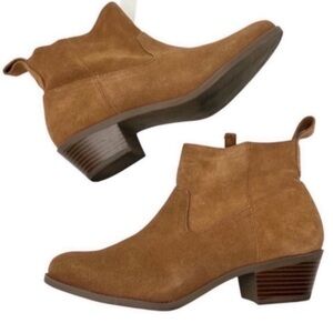 Vionic Vera Ankle Boots Size 8.5 Tan Suede Waterproof